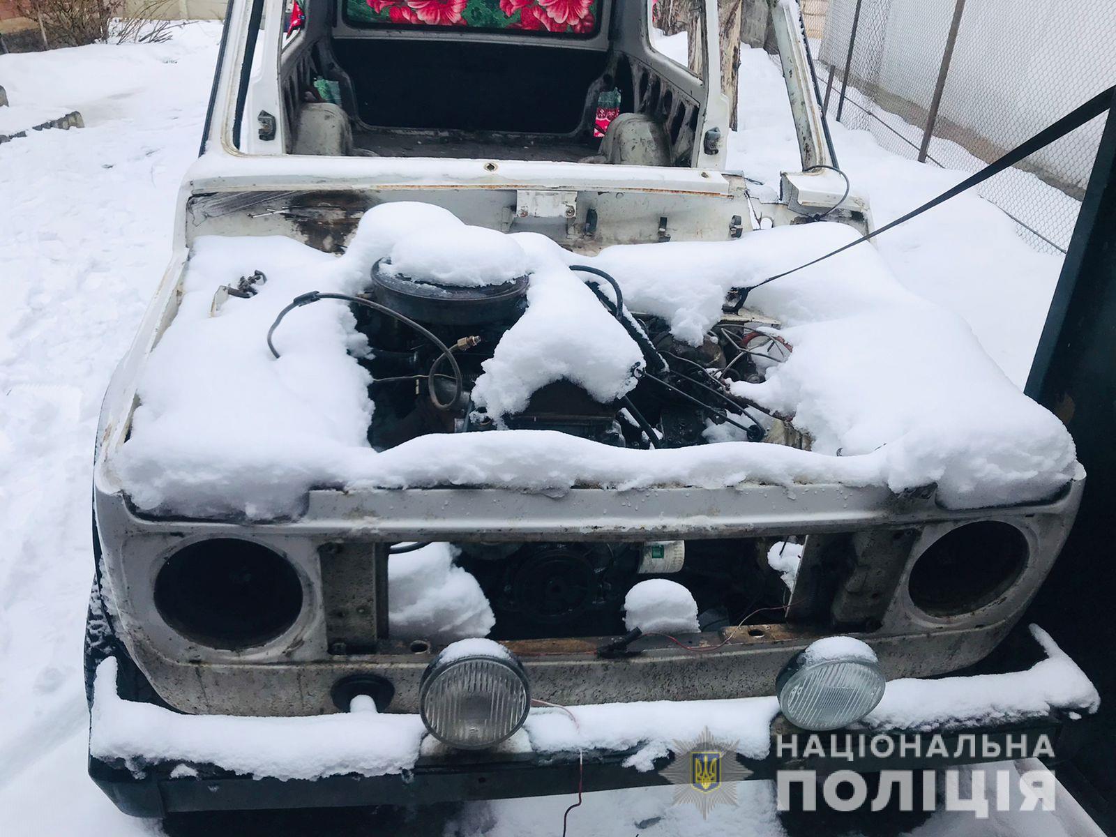 На Харьковщине задержали серийных автоугонщиков